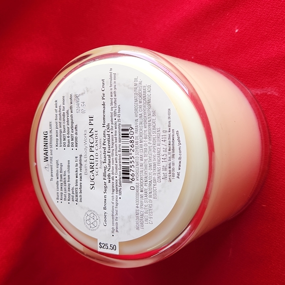 Bath and Body Works Candle - Picture 3 of 3